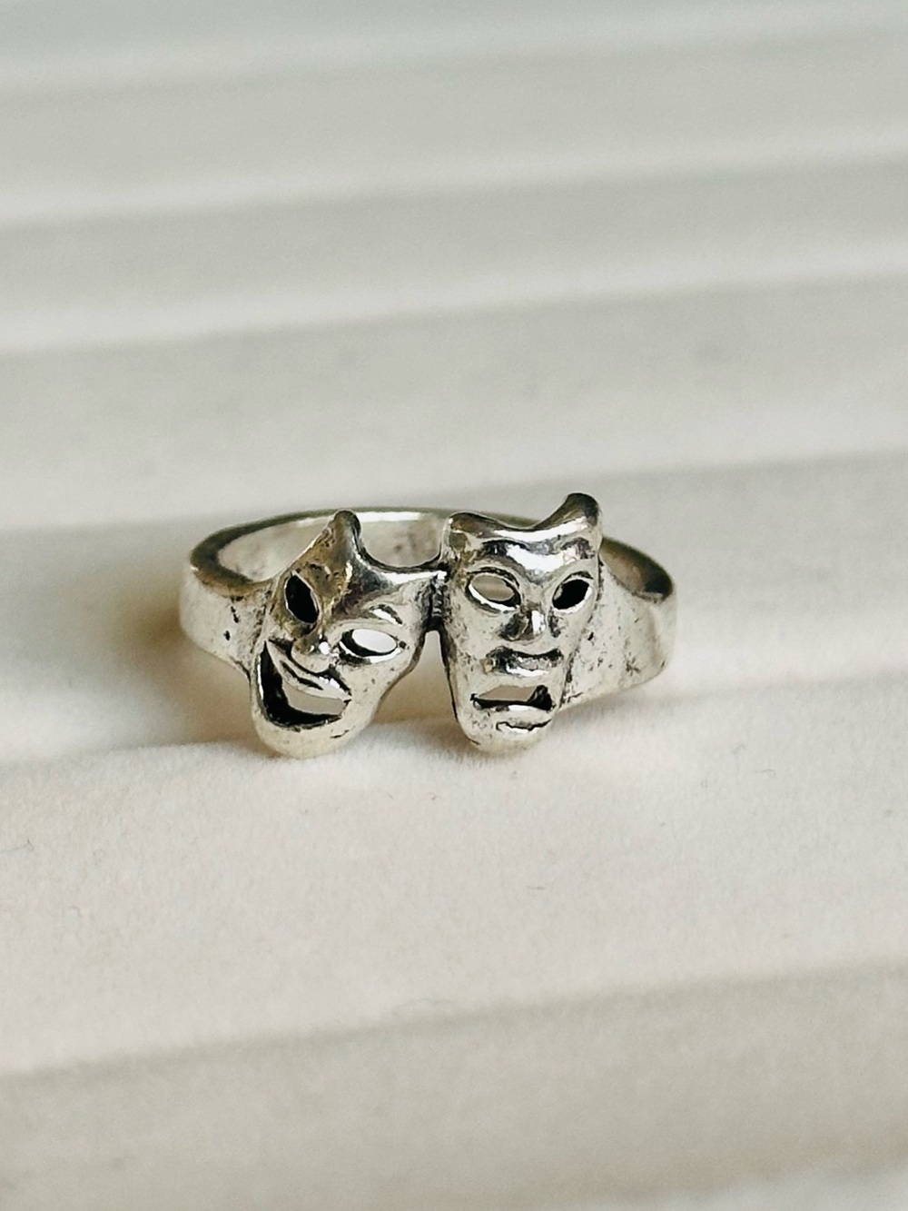 Vintage Theatre Mask Silver Tone Ring